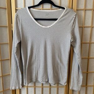 GAP Black and White Striped ‘Favorite T’ Long Sleeve Tee